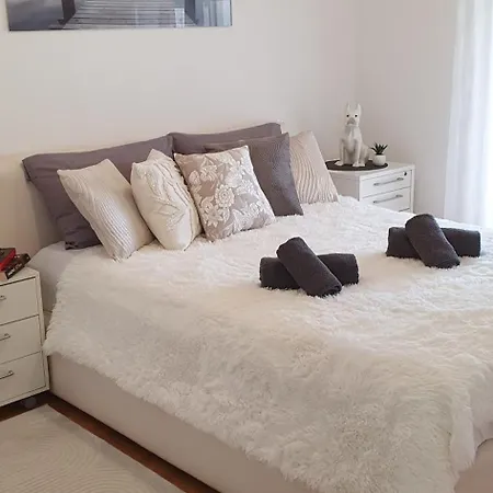 Appartamento Jass Next To Mall Of *