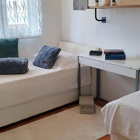 Jass Next To Mall Of Spalato