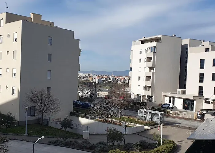 Jass Next To Mall Of Appartamento Spalato