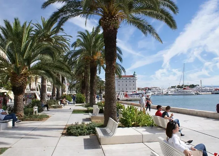 Jass Next To Mall Of * Split